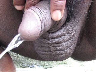 Indian Ebony Beggar No Way Jos‚ Piss To Breath In The Flesh Outdoors